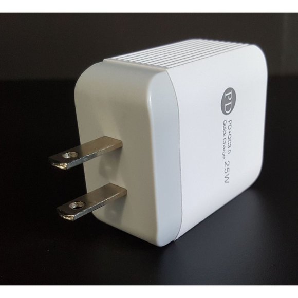Fast PD Wall Charger Dual Port USB Type C and USB A ports, for iPhone,  Samsung - Picture 5 of 6